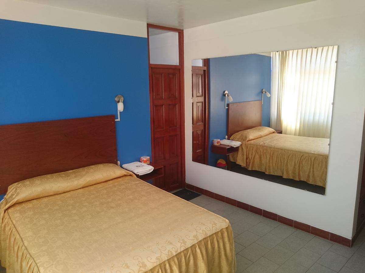 Hotel Cancun Хаен Екстер'єр фото